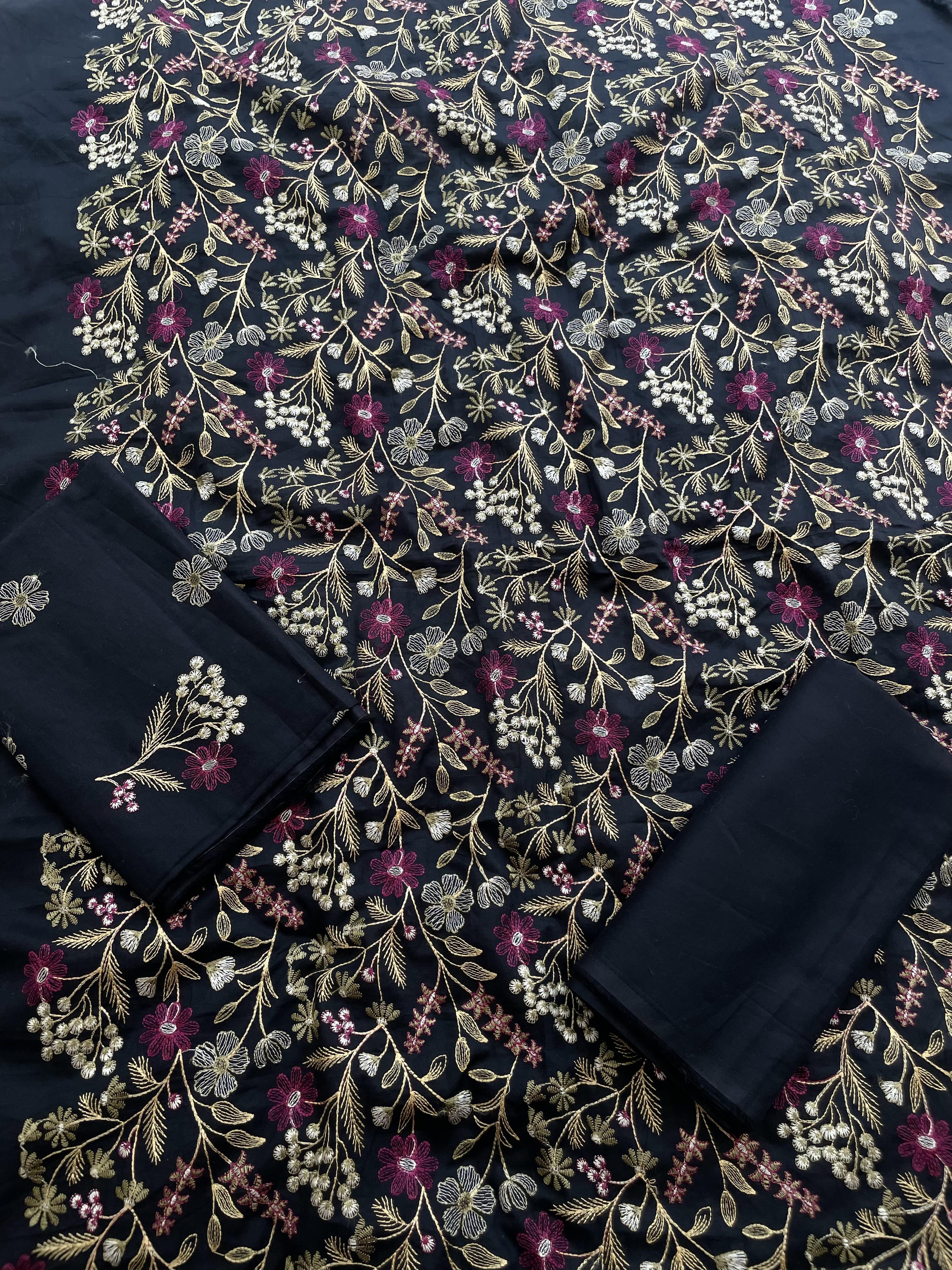 Premium Embroidered Lawn 2pc