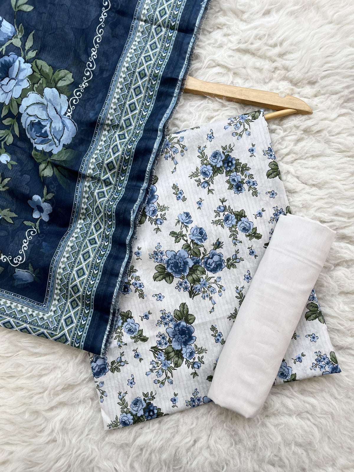 Printed lawn 3pc