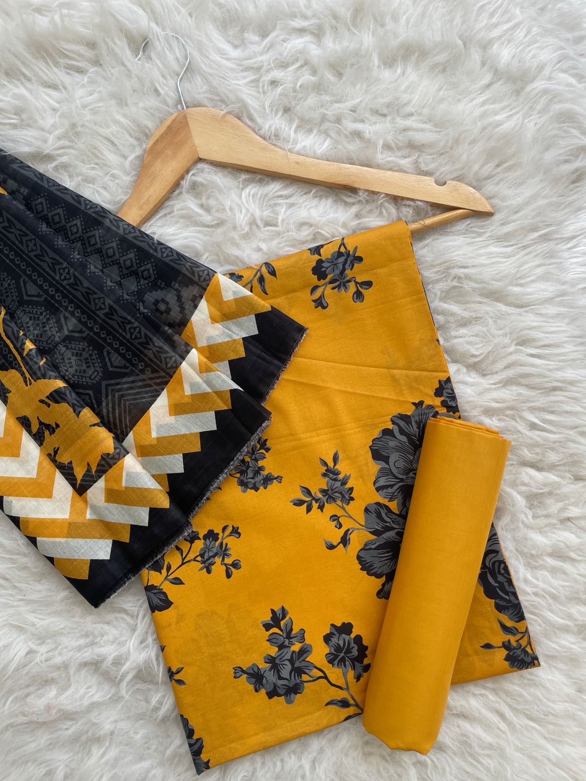 Printed lawn 3pc