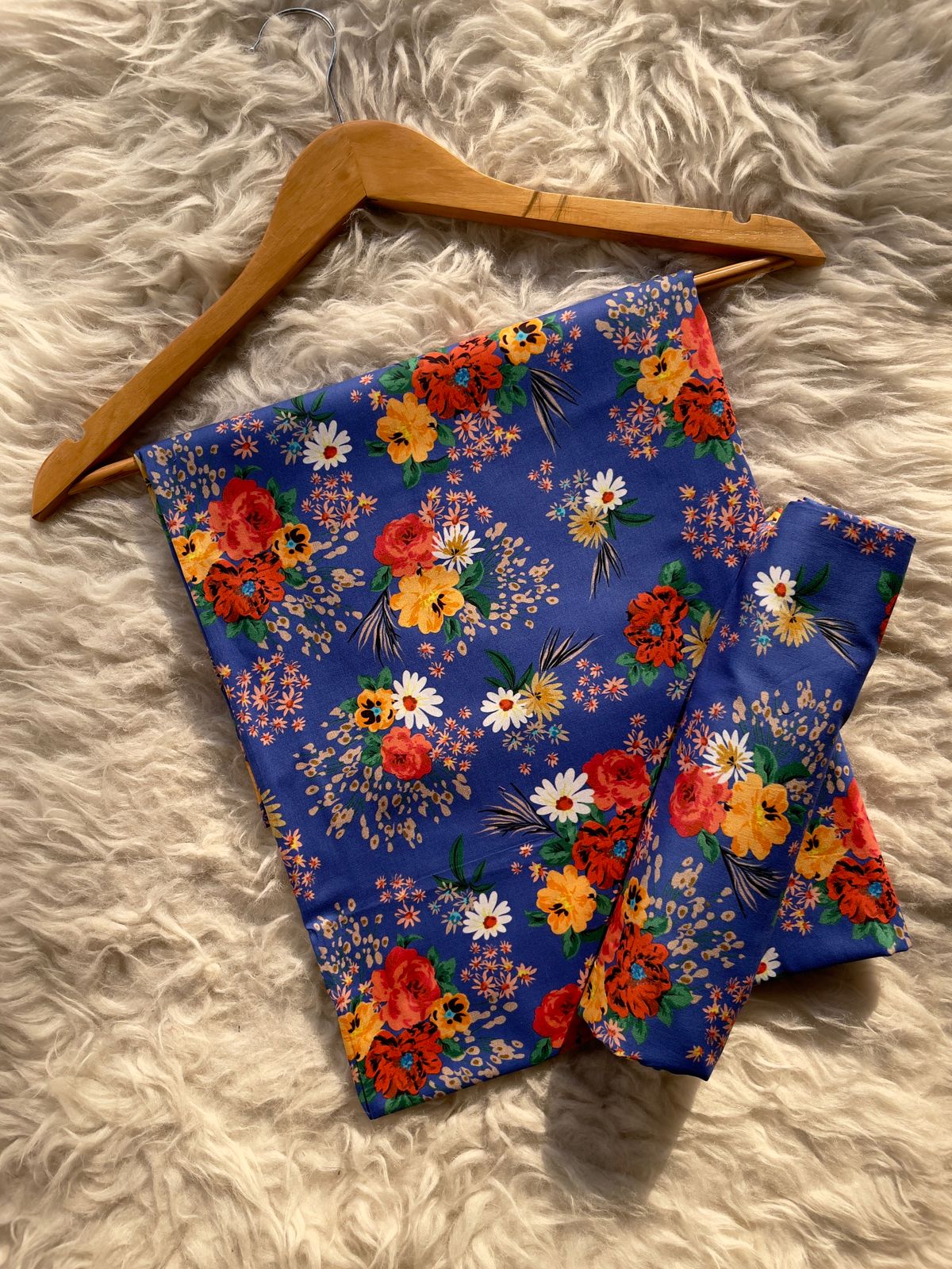 All Over printed Lawn 2pc